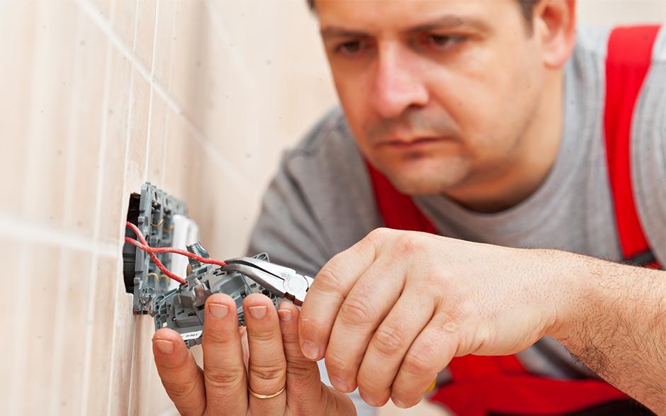 besoin d'un électricien Melun